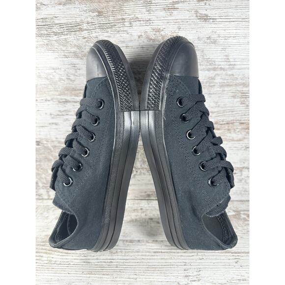 Women's Converse Chuck Taylor All Star Low Triple Black Canvas Sneakers Sz 8 - Picture 6 of 9
